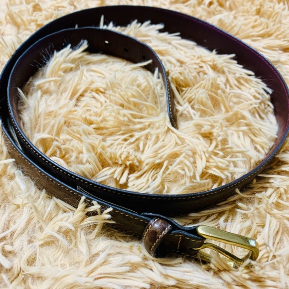 Trafalgar Brown leather gold buckle belt 36 inches EUC Italian